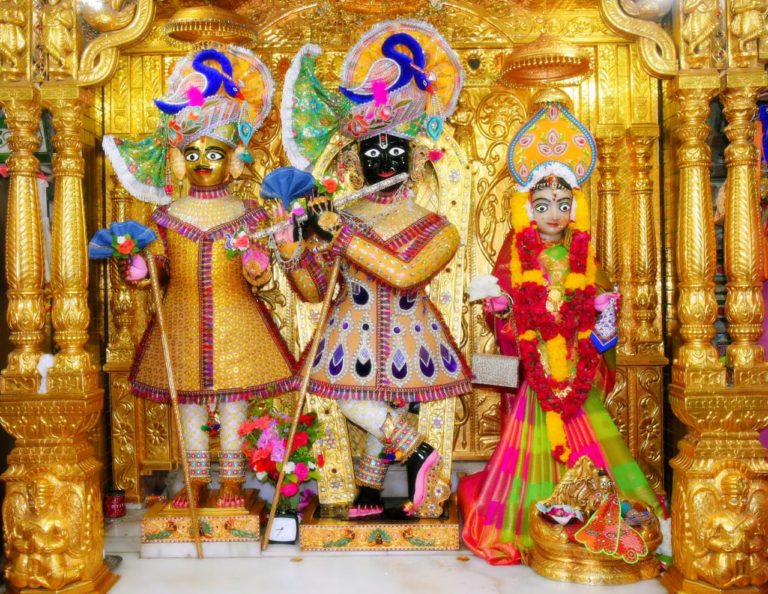 Daily Darshan – Gopinathji Mandir